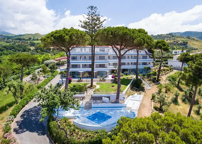 La Castellana Belvedere Marittimo