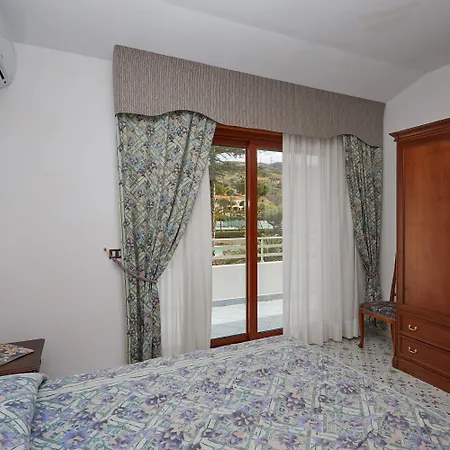 Hotel La Castellana Belvedere Marittimo