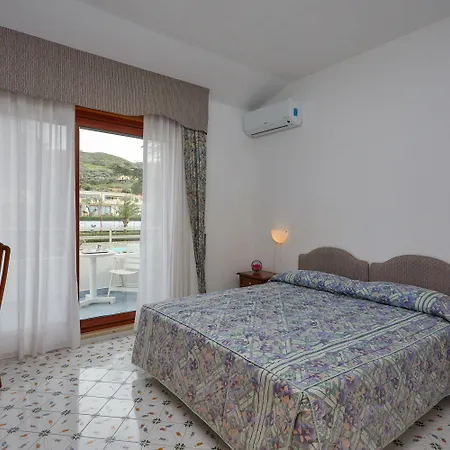 La Castellana ホテル 4*