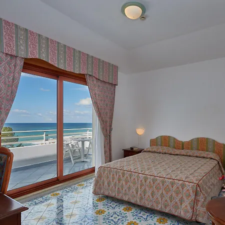 Hotel La Castellana 4*
