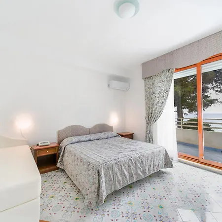 La Castellana 4* بلفيديري ماريتّيمو