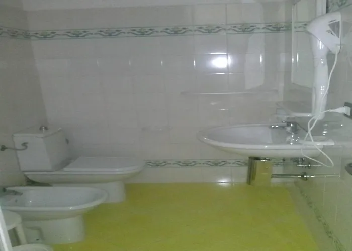 מלון La Castellana 4*